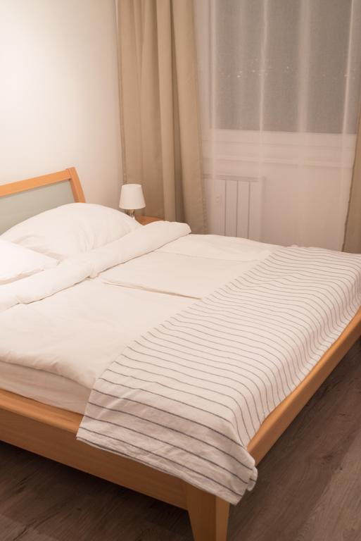 Anna Apartman Gyor Exterior photo